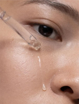 Skin Flooding: How to Get Glass Skin by Layering Hydration