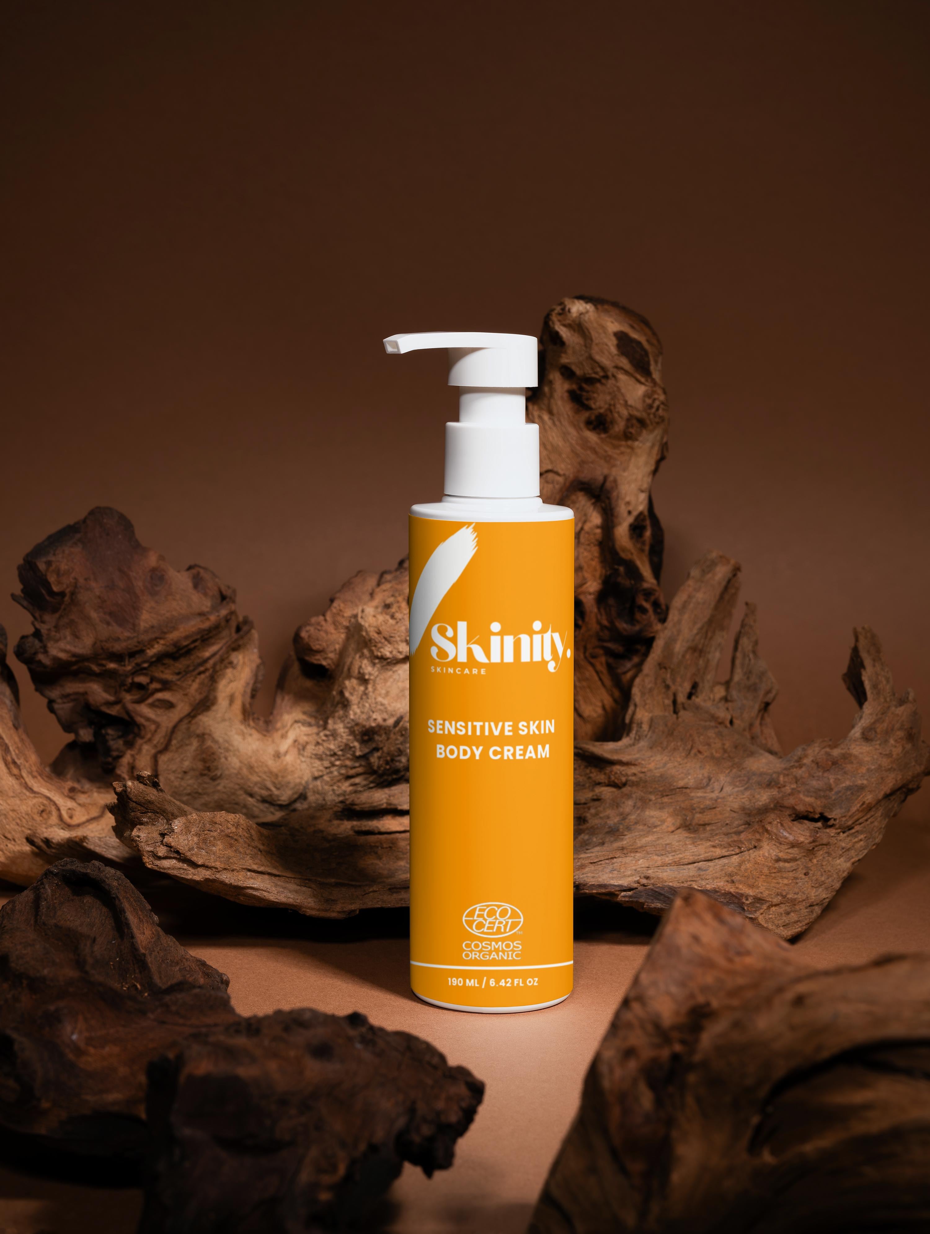 Skinity Sensitive Skin Body Cream Vegan in a pump bottle, designed for delicate skin hydration and comfort.